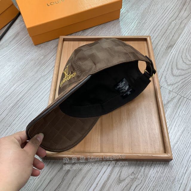 LV新品男士帽子 路易威登經典棋盤格鴨舌帽棒球帽  mm1341